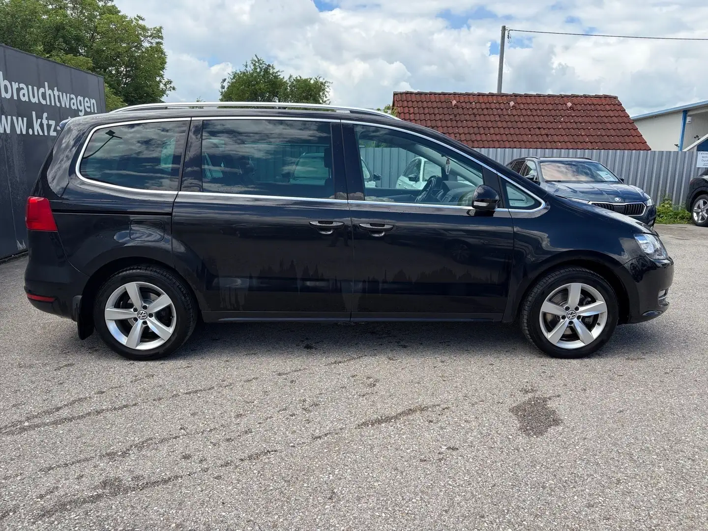 Volkswagen Sharan Highline BMT 2,0 TDI DPF 4Motion Schwarz - 2