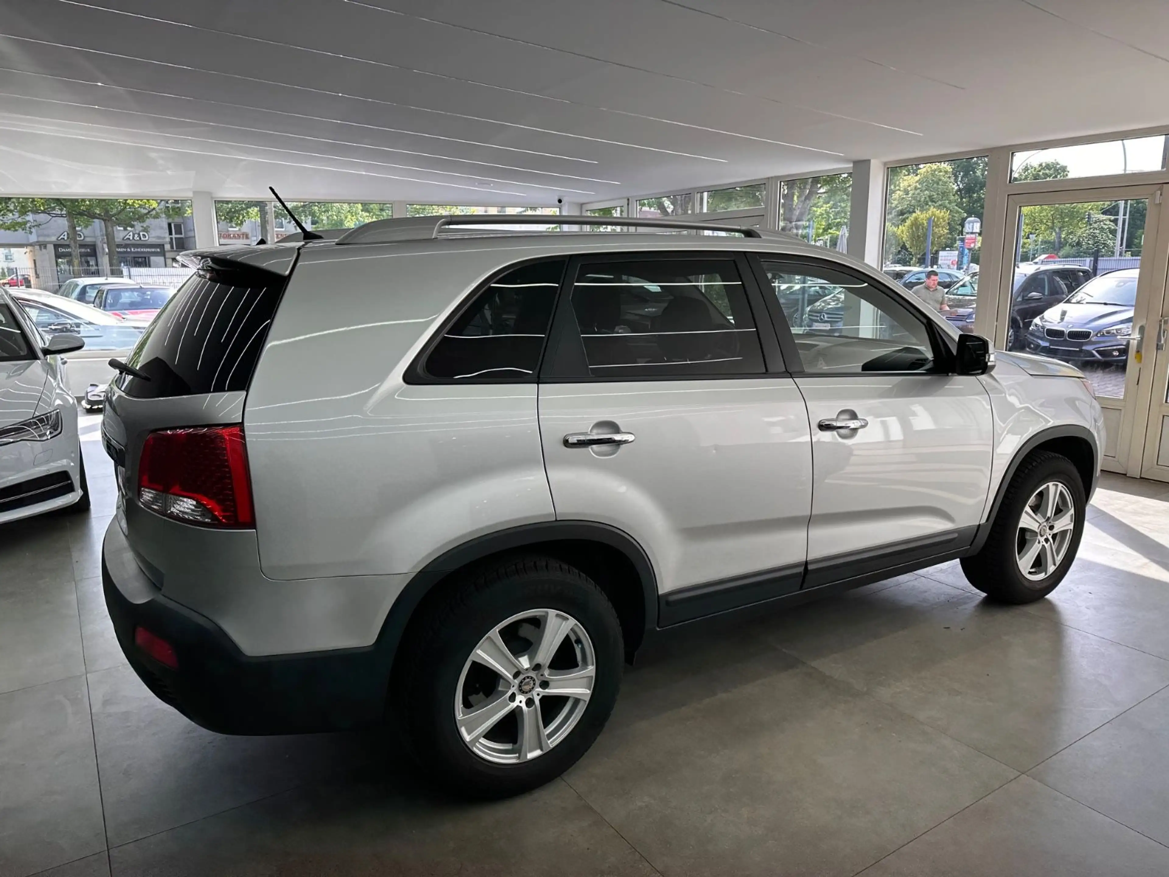 Kia Sorento 2.4 GDI 2WD*Tempomat*Klima*Automatik — photo 6