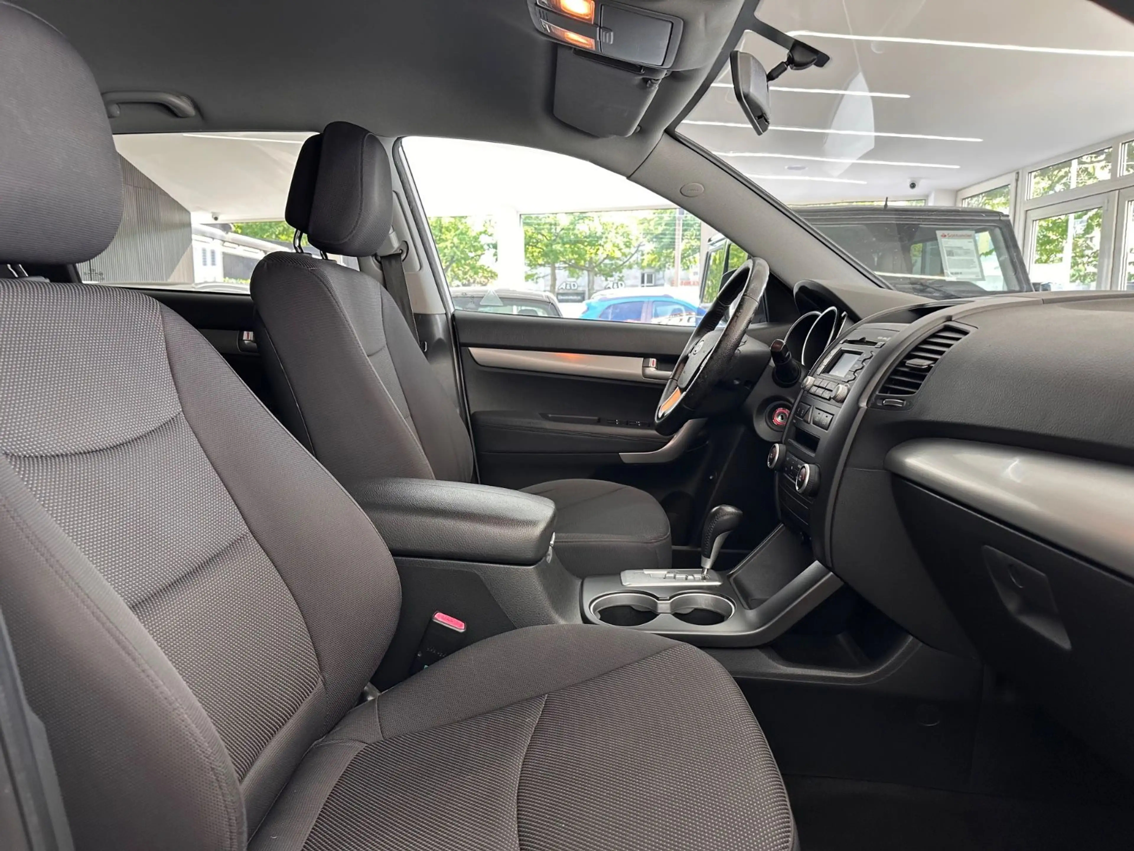 Kia Sorento 2.4 GDI 2WD*Tempomat*Klima*Automatik — photo 8