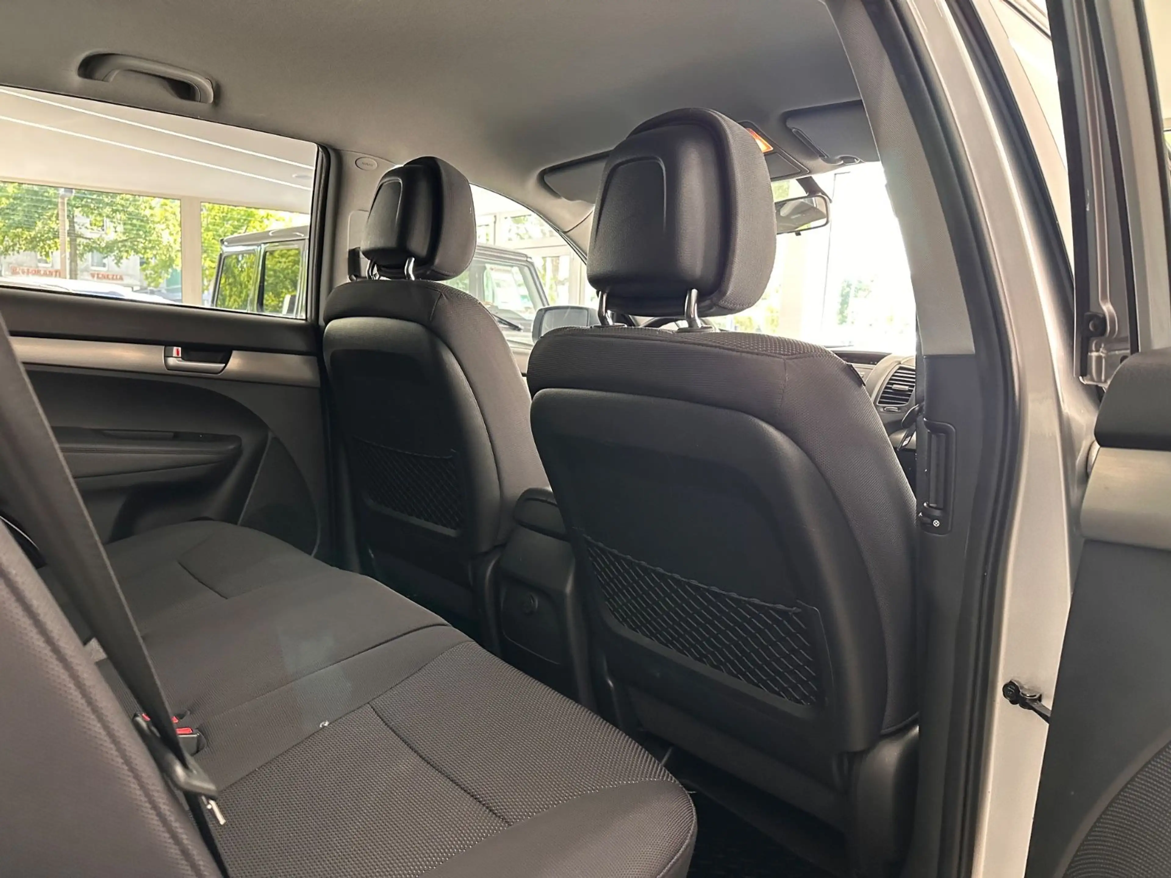 Kia Sorento 2.4 GDI 2WD*Tempomat*Klima*Automatik — photo 10