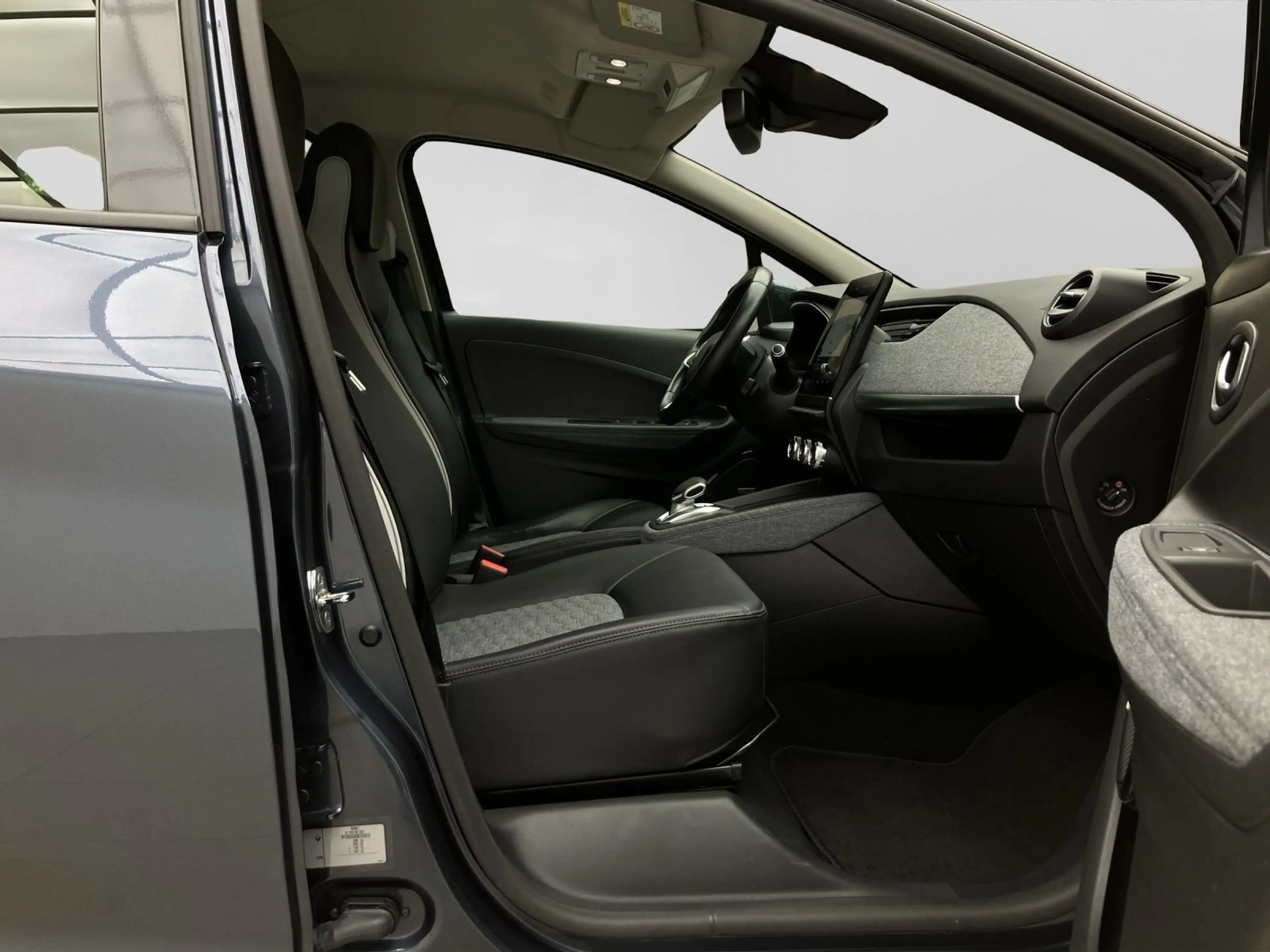 Renault ZOE Zoe R135 INTENS KAMERA SHZ — photo 4