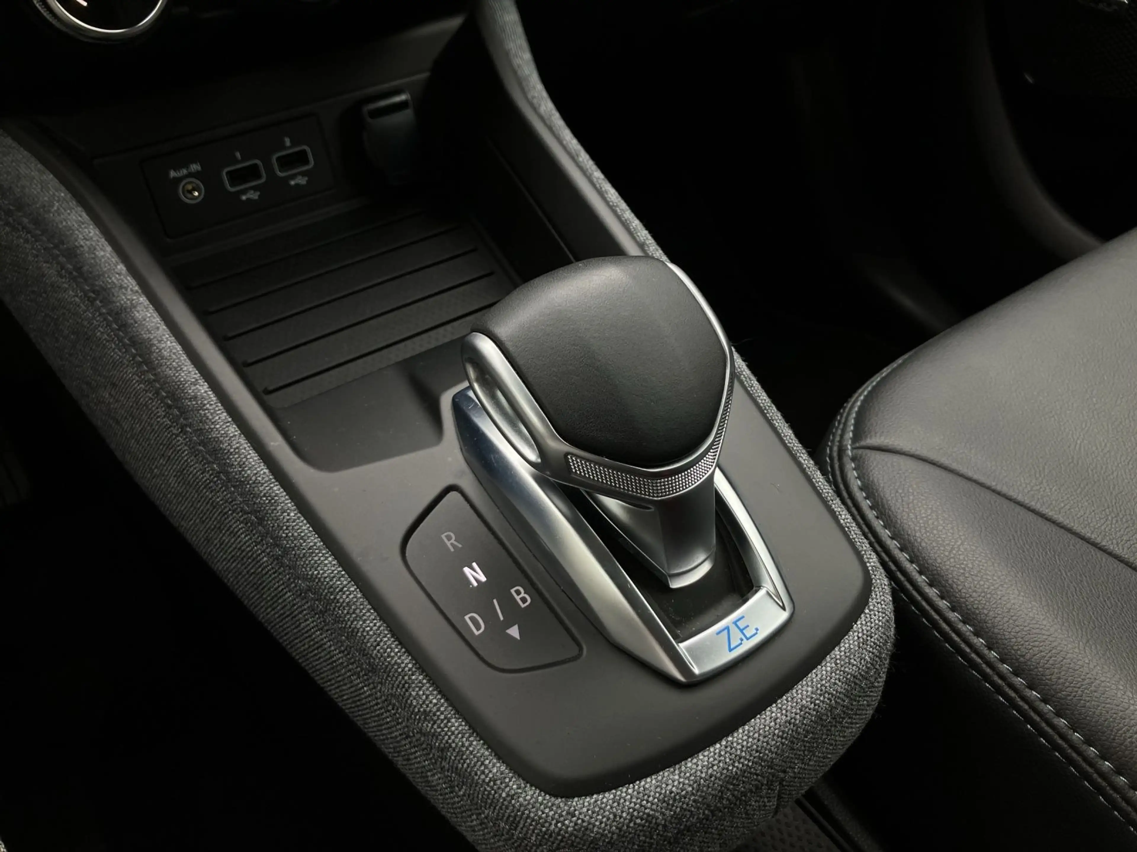 Renault ZOE Zoe R135 INTENS KAMERA SHZ — photo 11