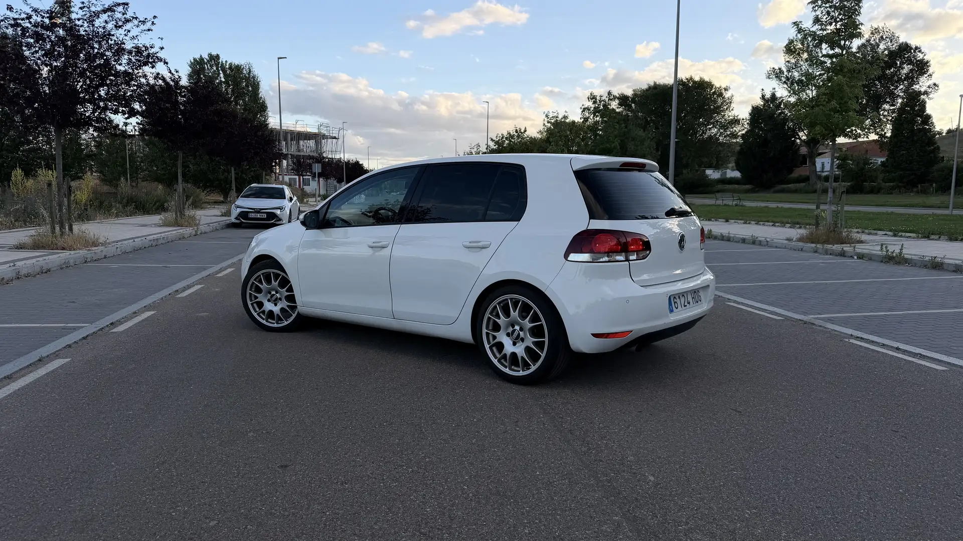 Volkswagen Golf 1.6TDI CR Sport 105 - 1