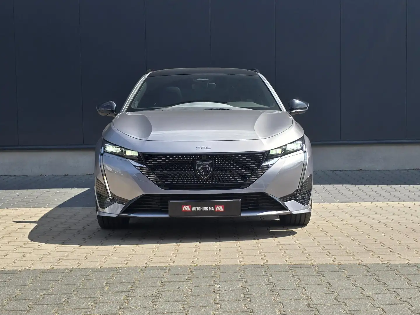 Peugeot 308 SW 1.2 PureTech GT Half leder, Pano, Camera, Navi, Gris - 2