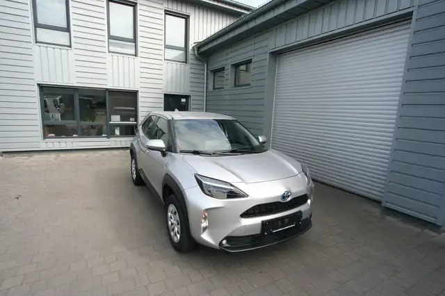 Toyota Yaris Cross Hybrid FWD Sport