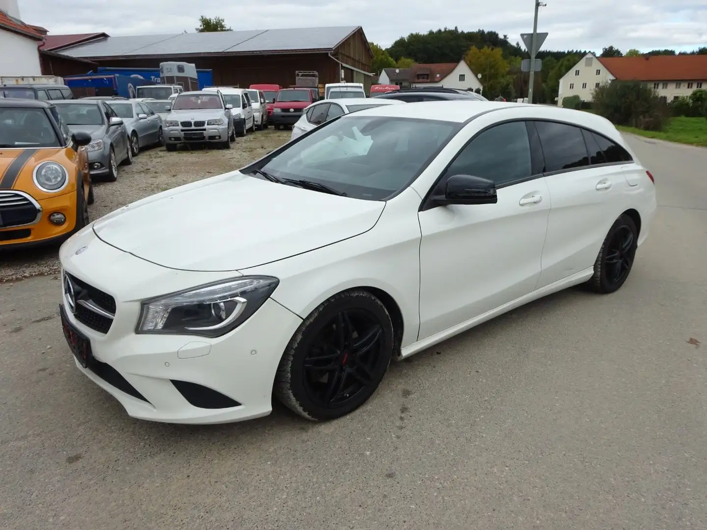 Mercedes-Benz CLA 220 / CDI / 2. Hand/Euro 6 Weiß - 2