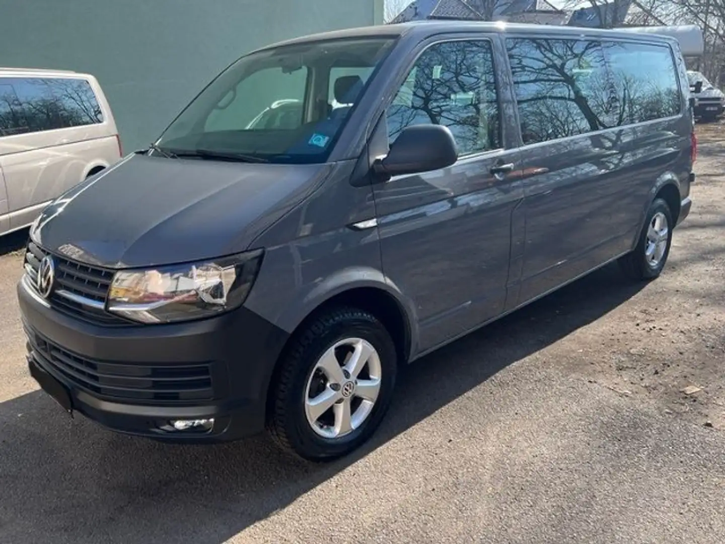 Volkswagen T6 Transporter Kombi lang AHZV ACC NSW KLIMA ALU Gris - 2