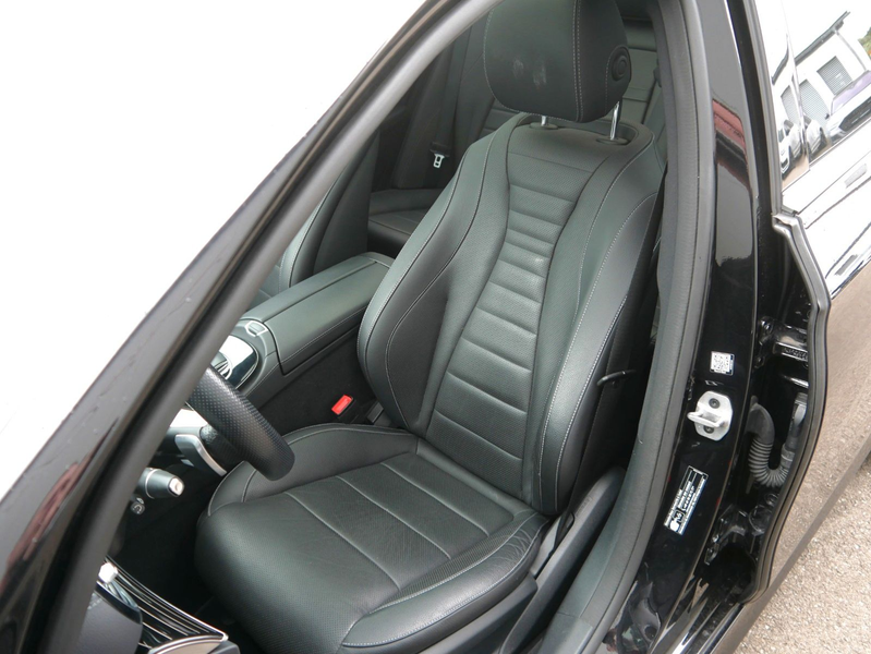 Mercedes-Benz E 400 d T 4Matic AMG-Line DISTR/PANO/360/AHK/STHZ — photo 8