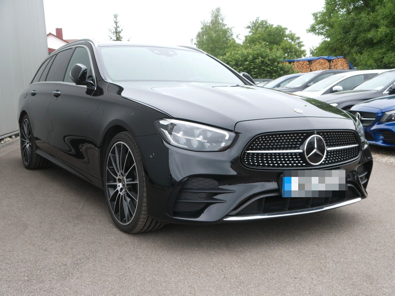 Mercedes-Benz E 400 d T 4Matic AMG-Line DISTR/PANO/360/AHK/STHZ — photo 5