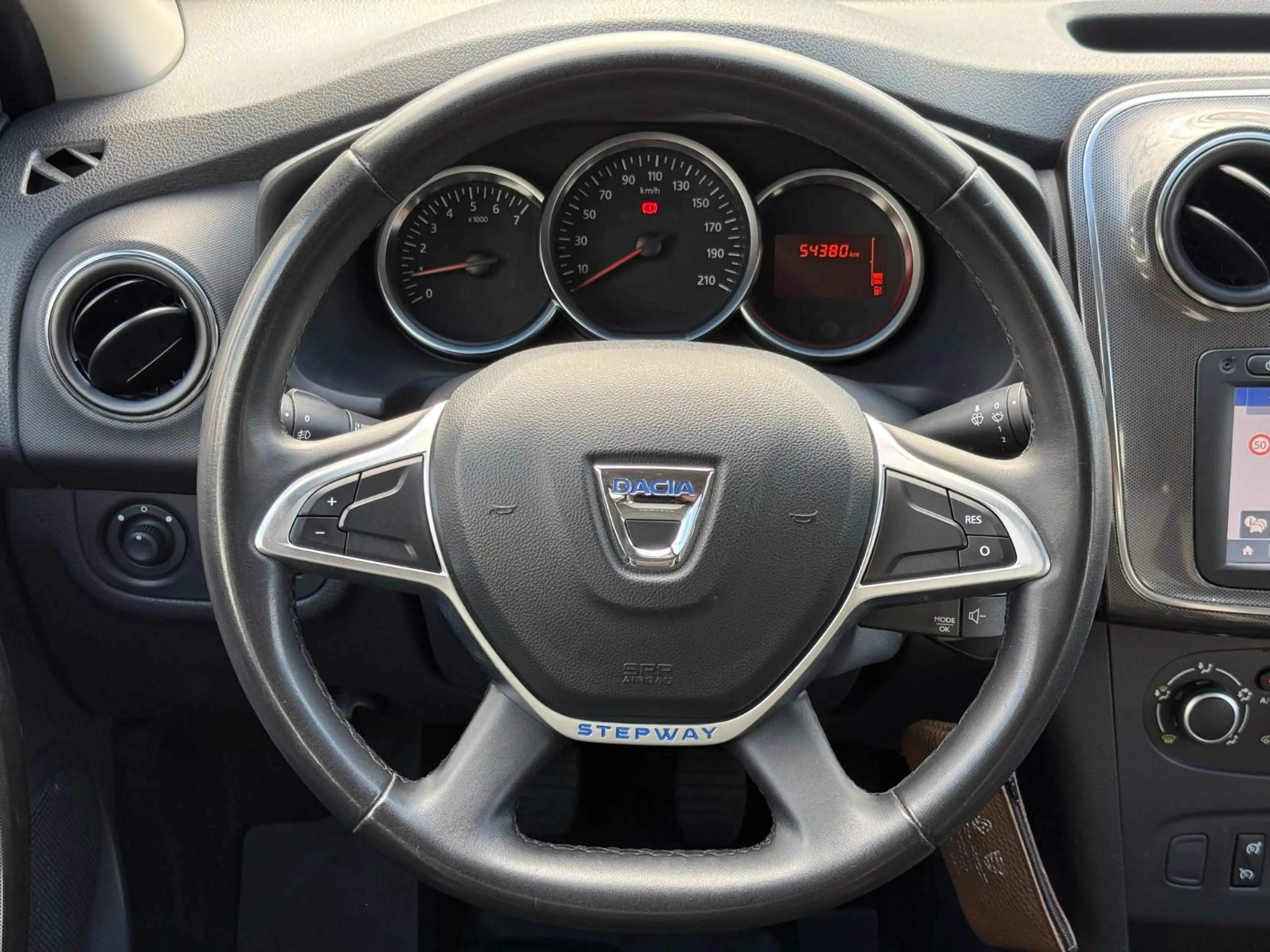 Dacia Logan MCV II Kombi Stepway Navi Klima RFK Tempo — photo 13