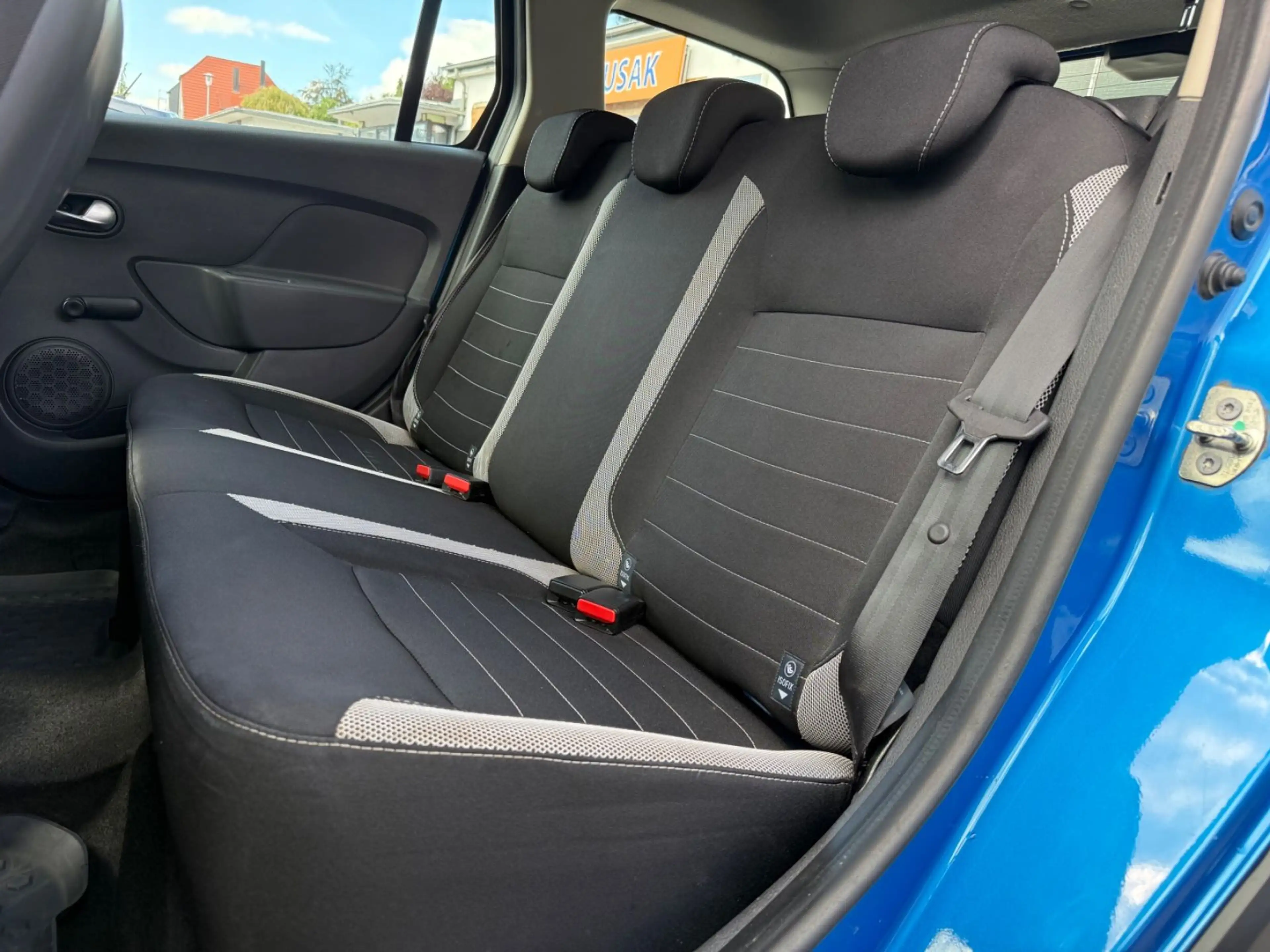 Dacia Logan MCV II Kombi Stepway Navi Klima RFK Tempo — photo 15