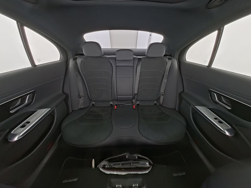 Mercedes-Benz E 220 d AMG*SUPERSCREEN*PANO*20"ZOLL*DISTRONIC* — photo 9