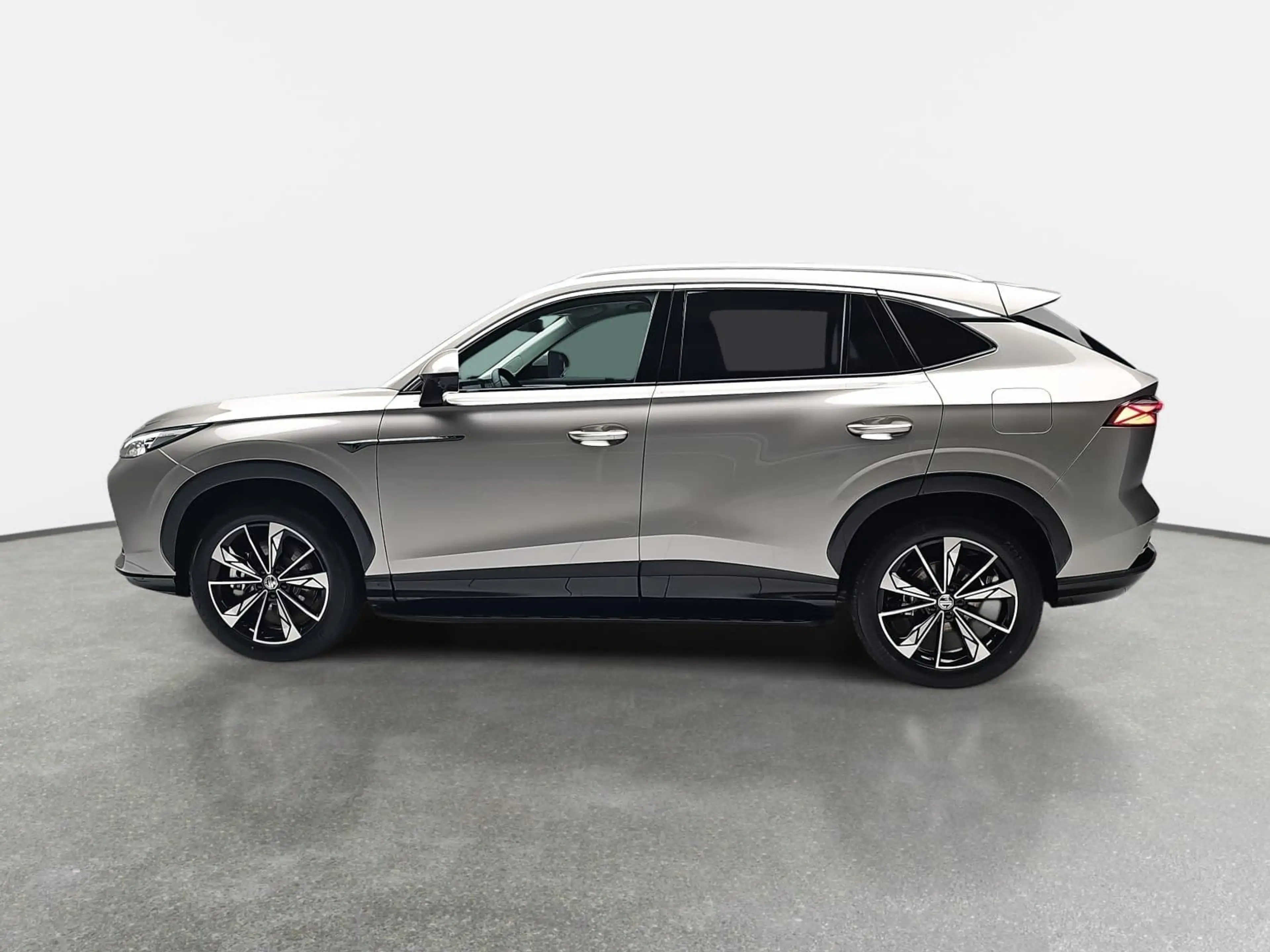 MG HS HS 1.5 PLUG-IN-HYBRID MY25.5 LUXURY LEDER 360-GRAD — photo 6