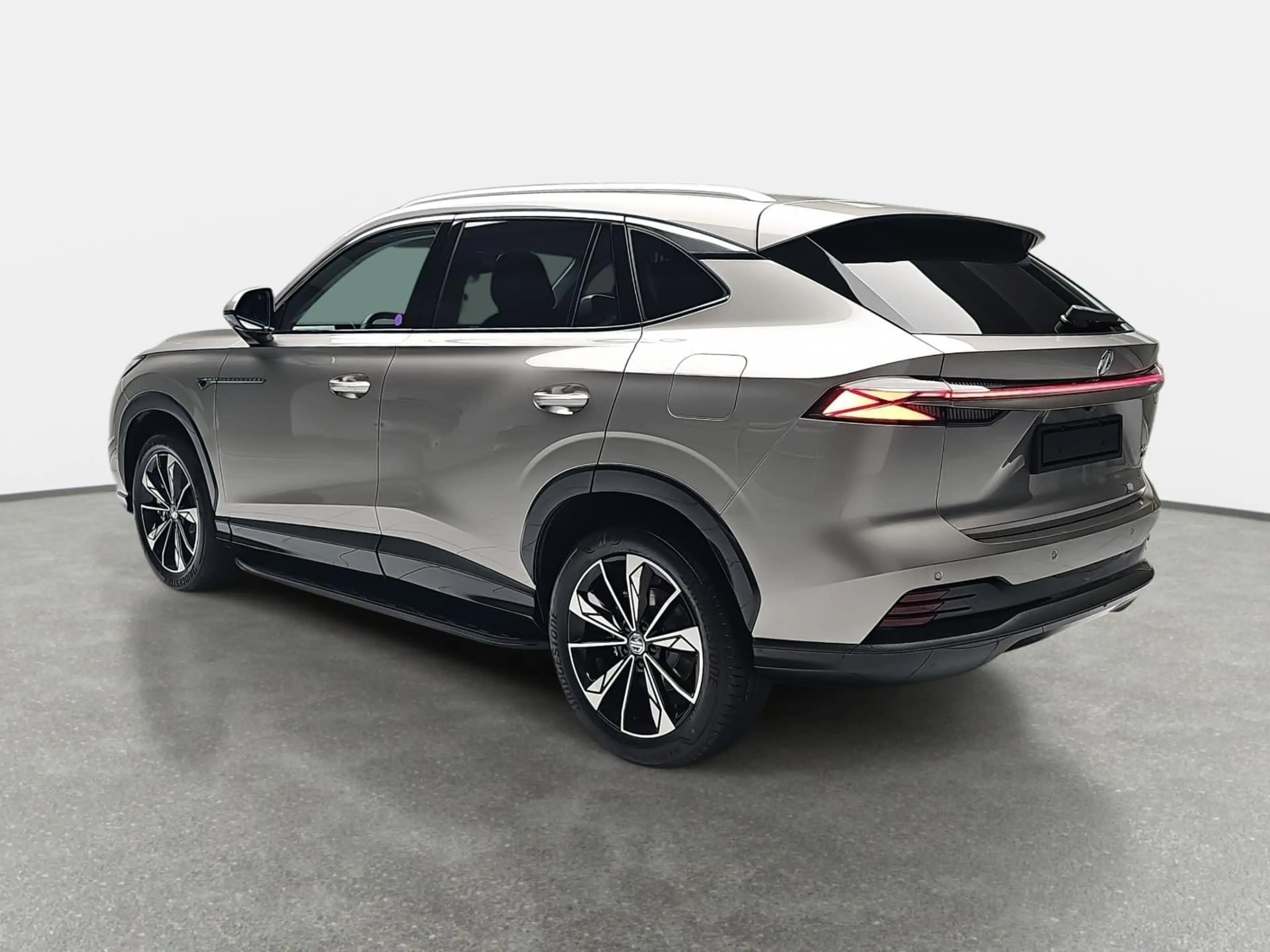 MG HS HS 1.5 PLUG-IN-HYBRID MY25.5 LUXURY LEDER 360-GRAD — photo 5