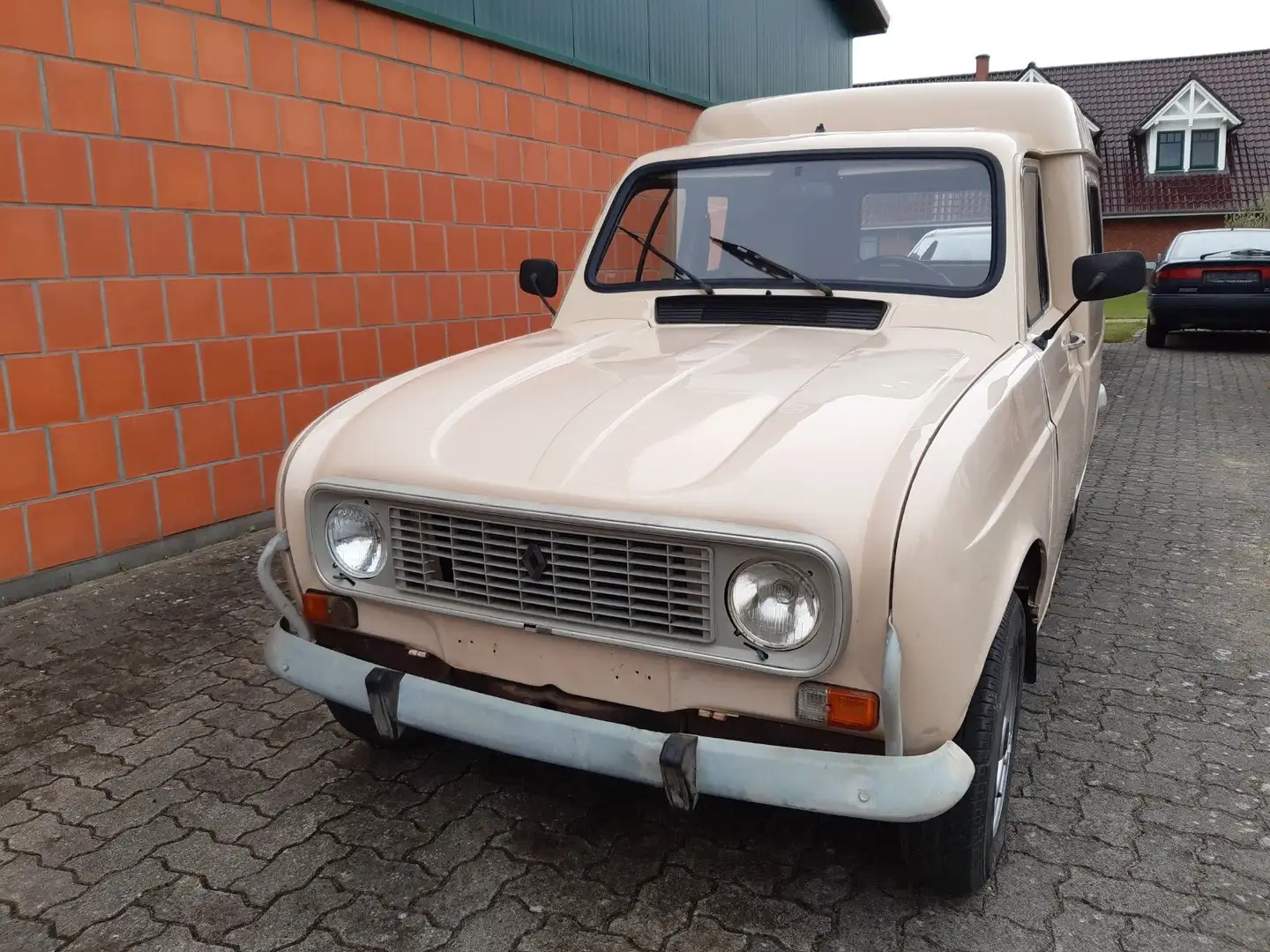 Renault R 4 F6 wenig km. aus Südfrankreich Beige - 2