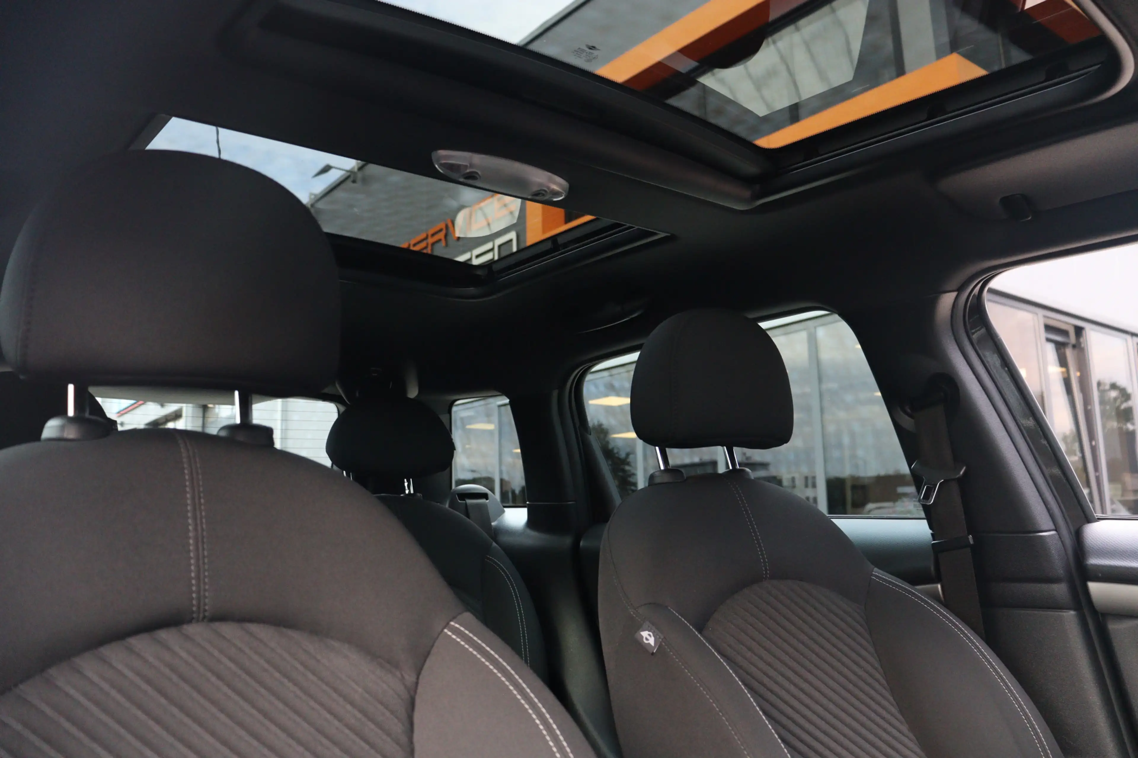 MINI Cooper Countryman 1.6 Pepper | Pano | PDC | Lichtmetaal | — photo 14