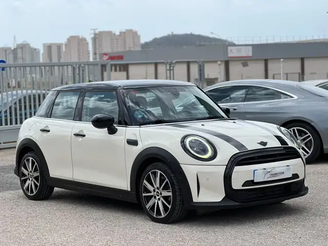 MINI Cooper Aut.