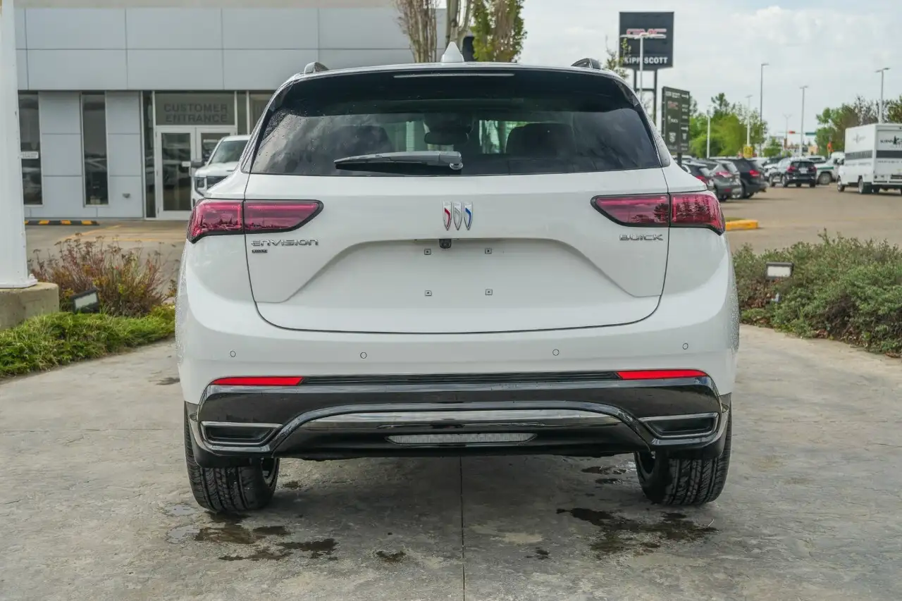Buick Envision photo Buick Envision