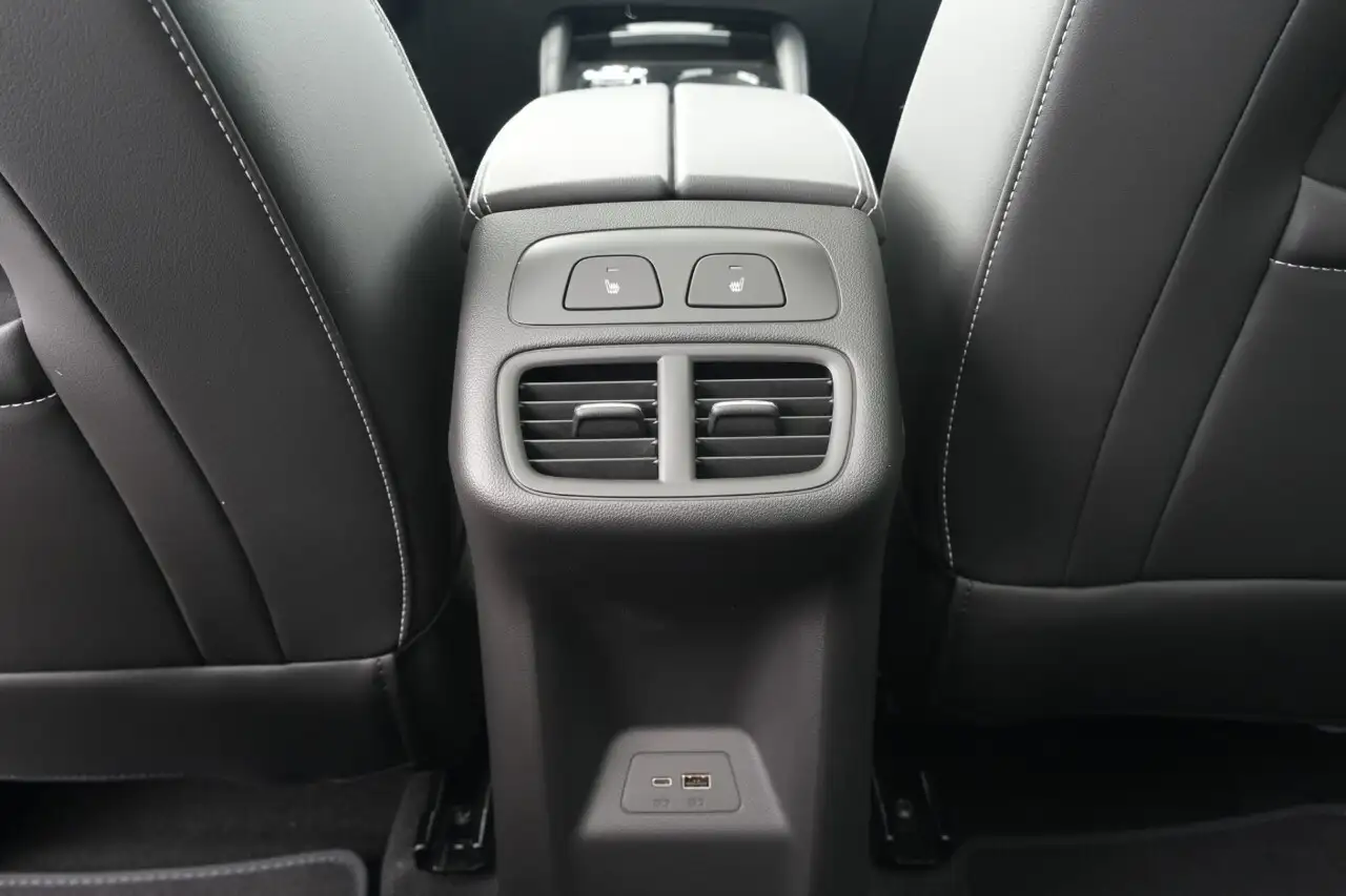 Buick Envision photo Buick Envision