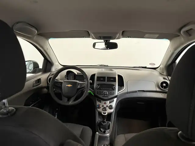 Chevrolet Aveo view 3