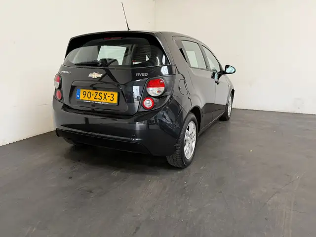Chevrolet Aveo view 2