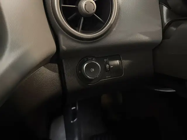 Chevrolet Aveo view 7