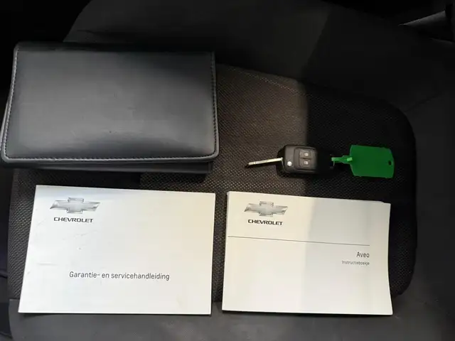 Chevrolet Aveo view 16