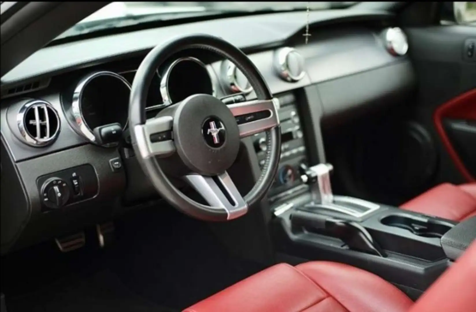 Ford Mustang Cobra Coupé - 1