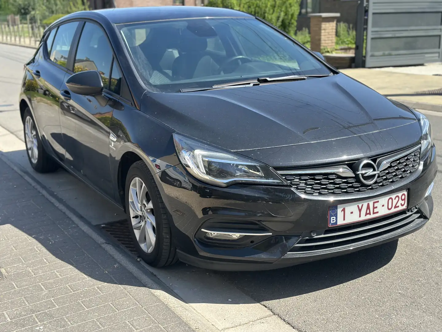 Opel Astra 1.5 Turbo D Elegance S/S - 1