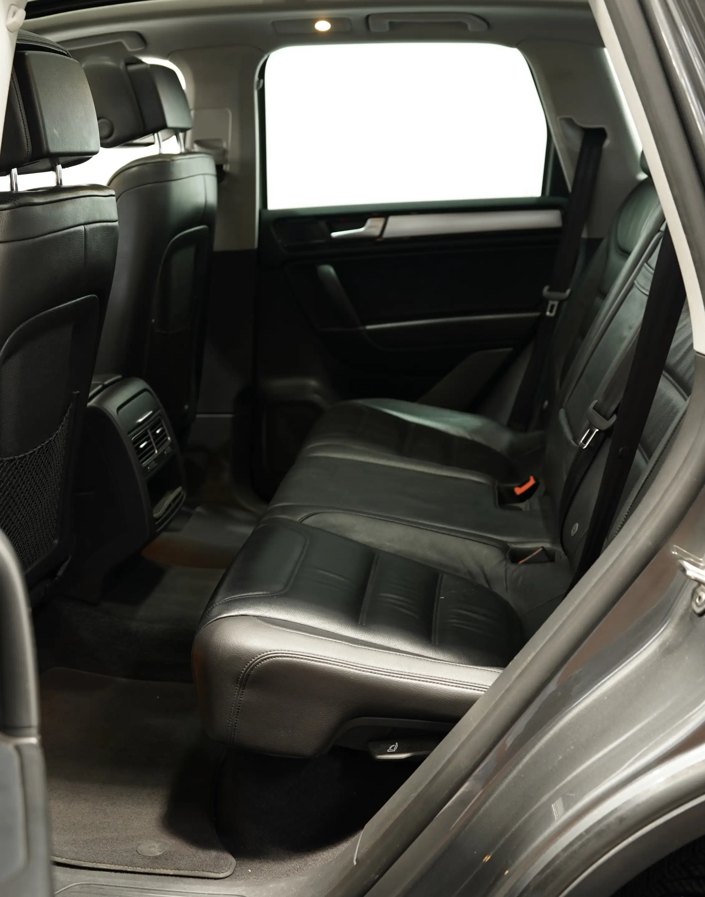 Volkswagen Touareg V6 TDI Aut. *Pano *ACC *Leder *18 *Navi — photo 10