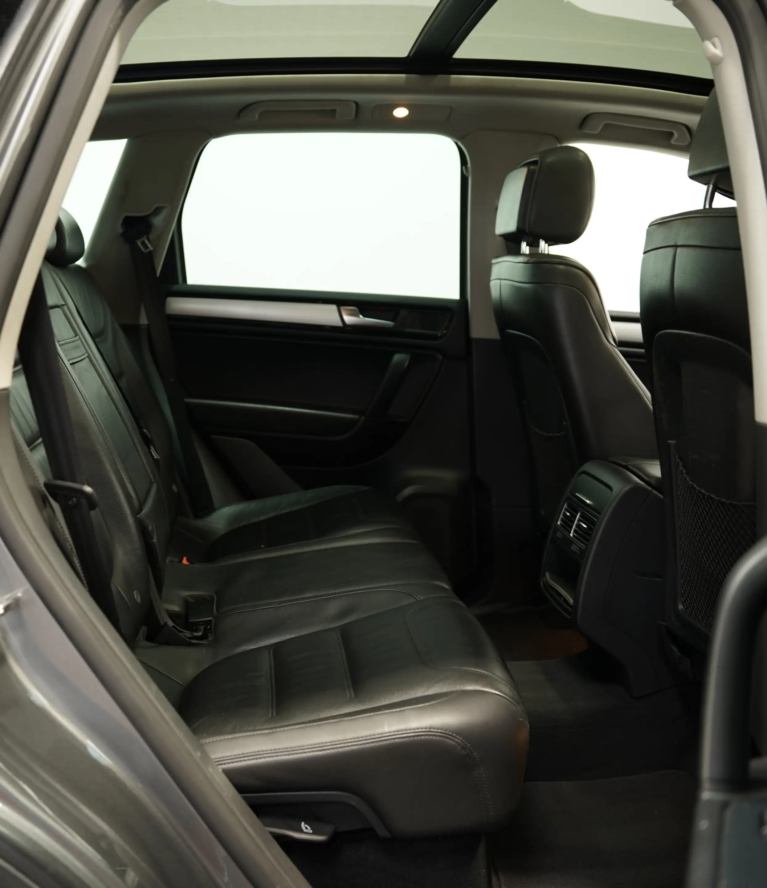 Volkswagen Touareg V6 TDI Aut. *Pano *ACC *Leder *18 *Navi — photo 14