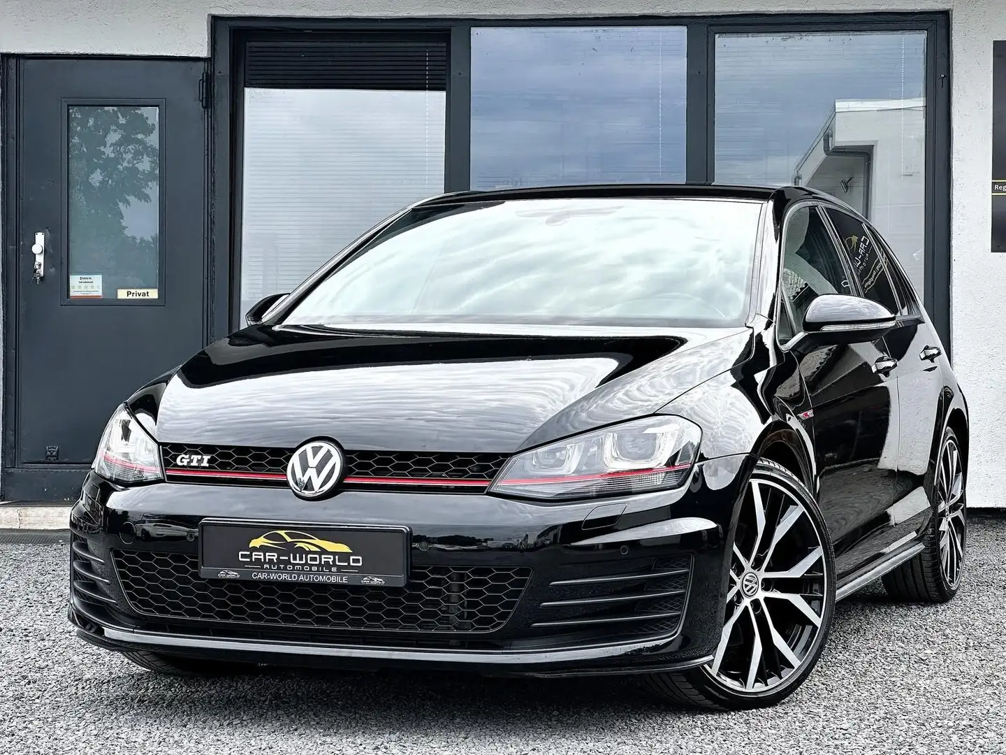 Volkswagen Golf VII 2.0 GTI NAVI 1.HD SCHECKHEFT GARANTIE Zwart - 1