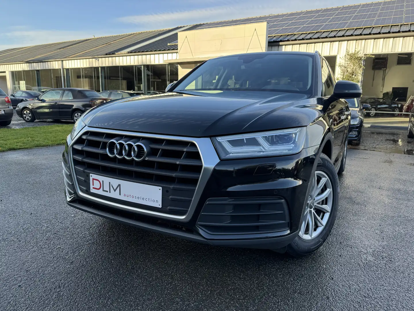 Audi Q5 30 TDi Business Edition S tronic Noir - 1