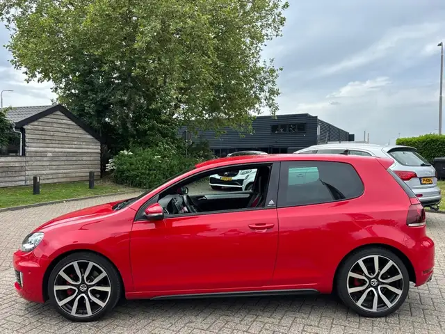 Volkswagen Golf view 8