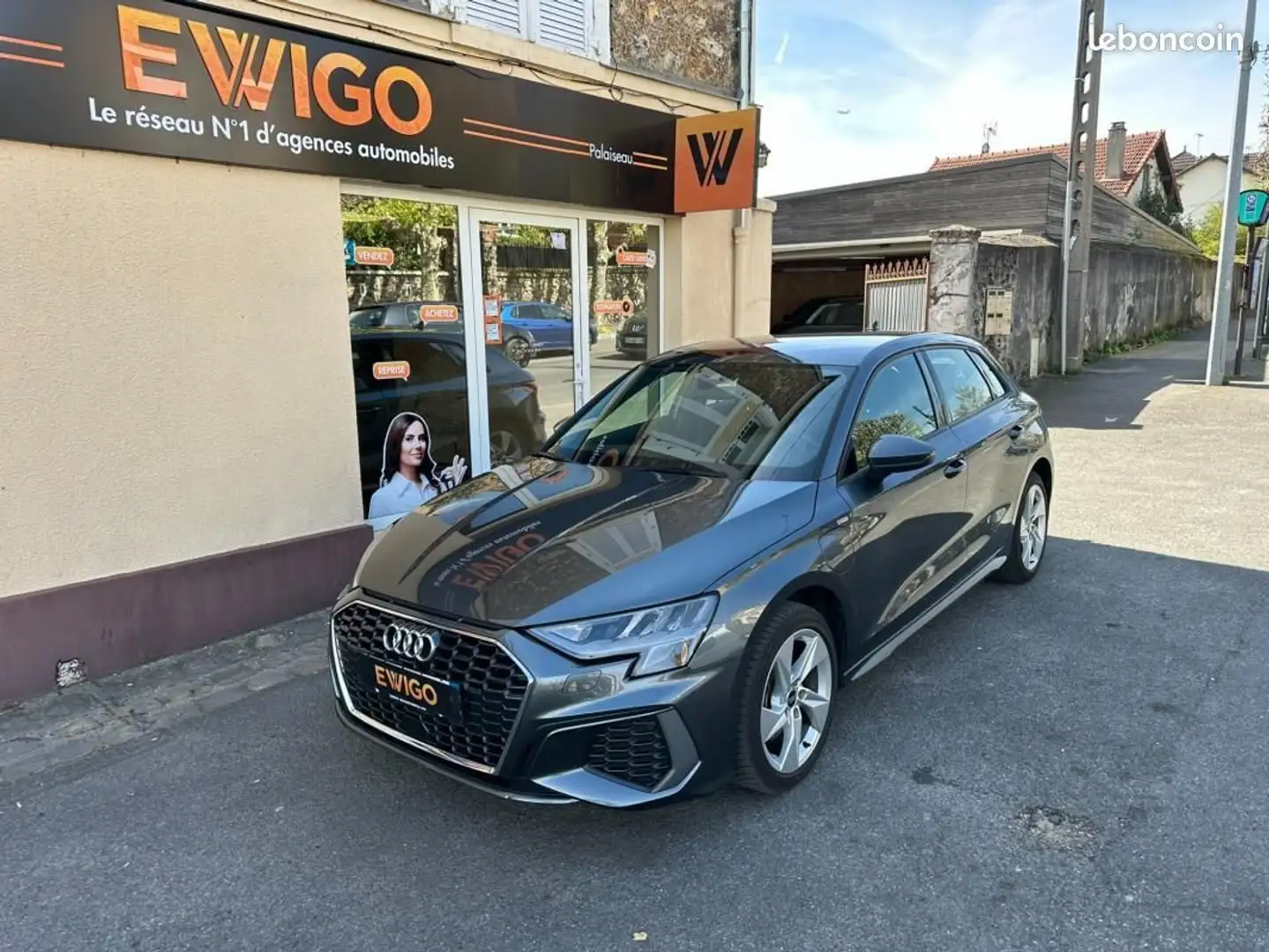 Audi A3 40 TFSIE 204 S line HYBRID S-TRONIC Gris - 1