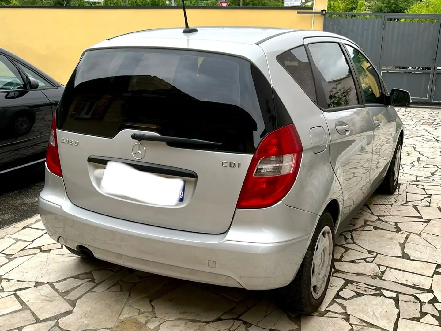 Mercedes-Benz A 180 Classe A 180 CDI Avantgarde Gris - 2
