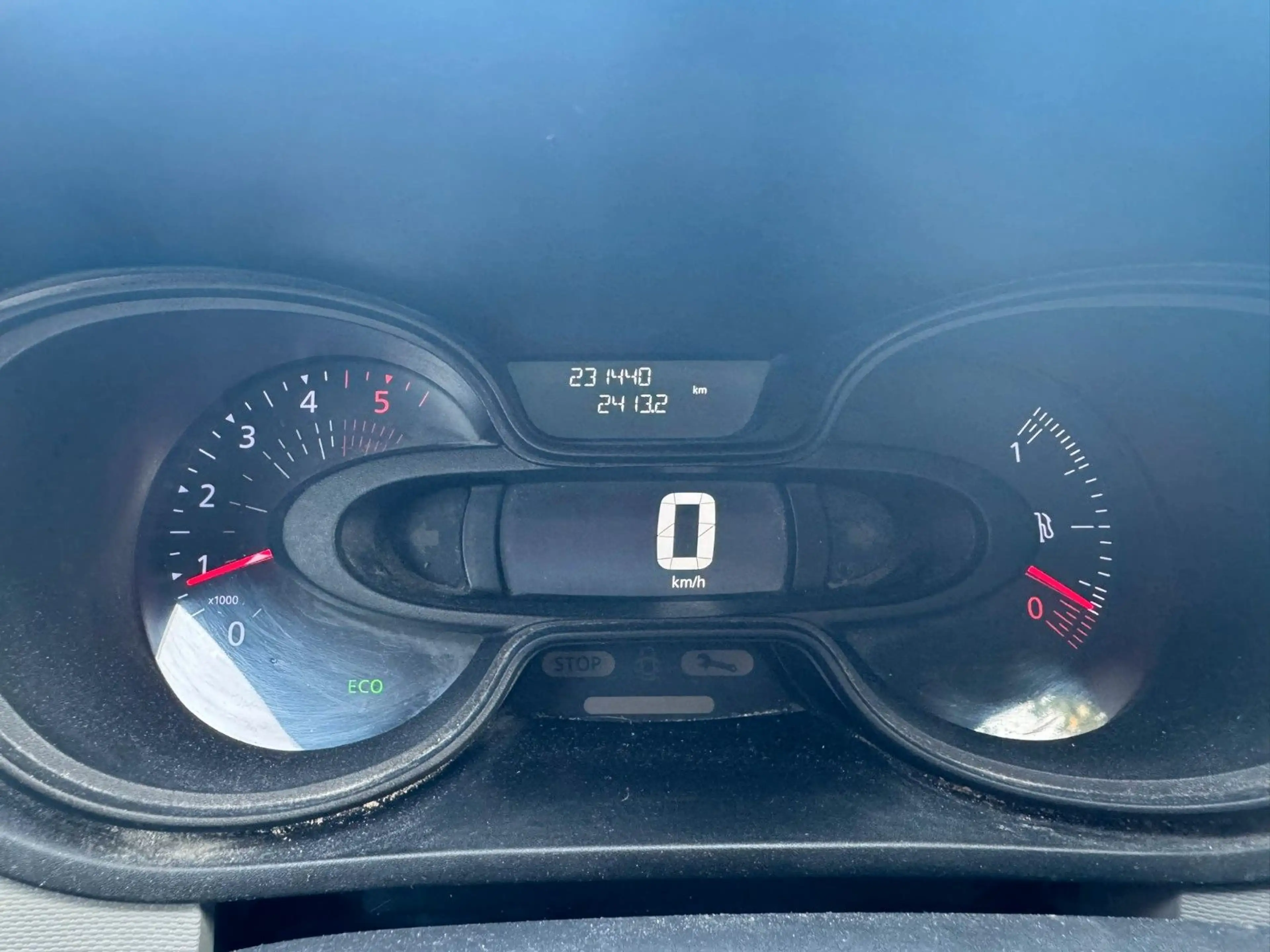 Renault Trafic 1.6 dCi DOKA 6-Sitzer mit 2x Schiebetür — photo 20