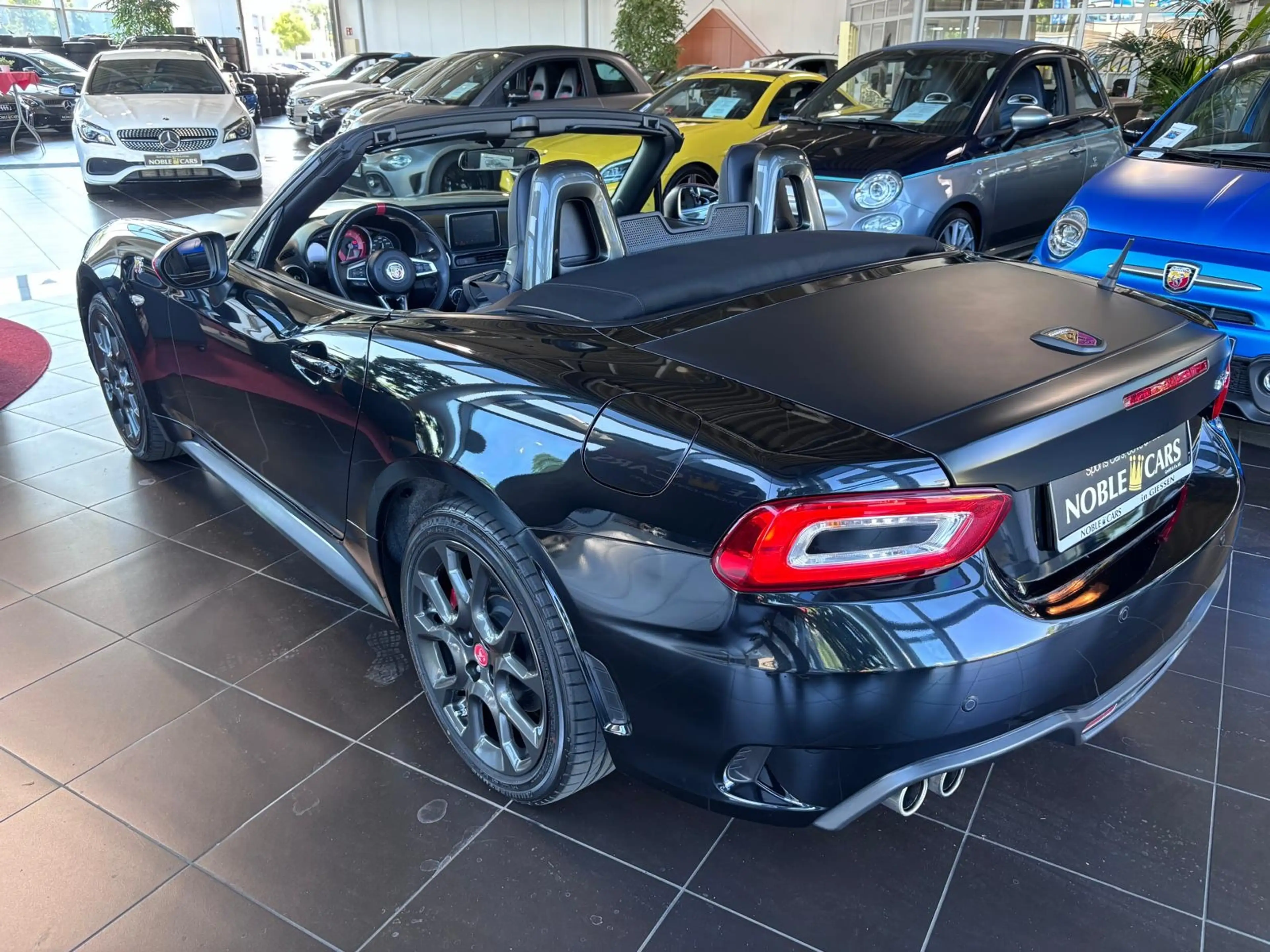 Abarth 124 Spider Navi BOSE LED LEDER ALU — photo 11