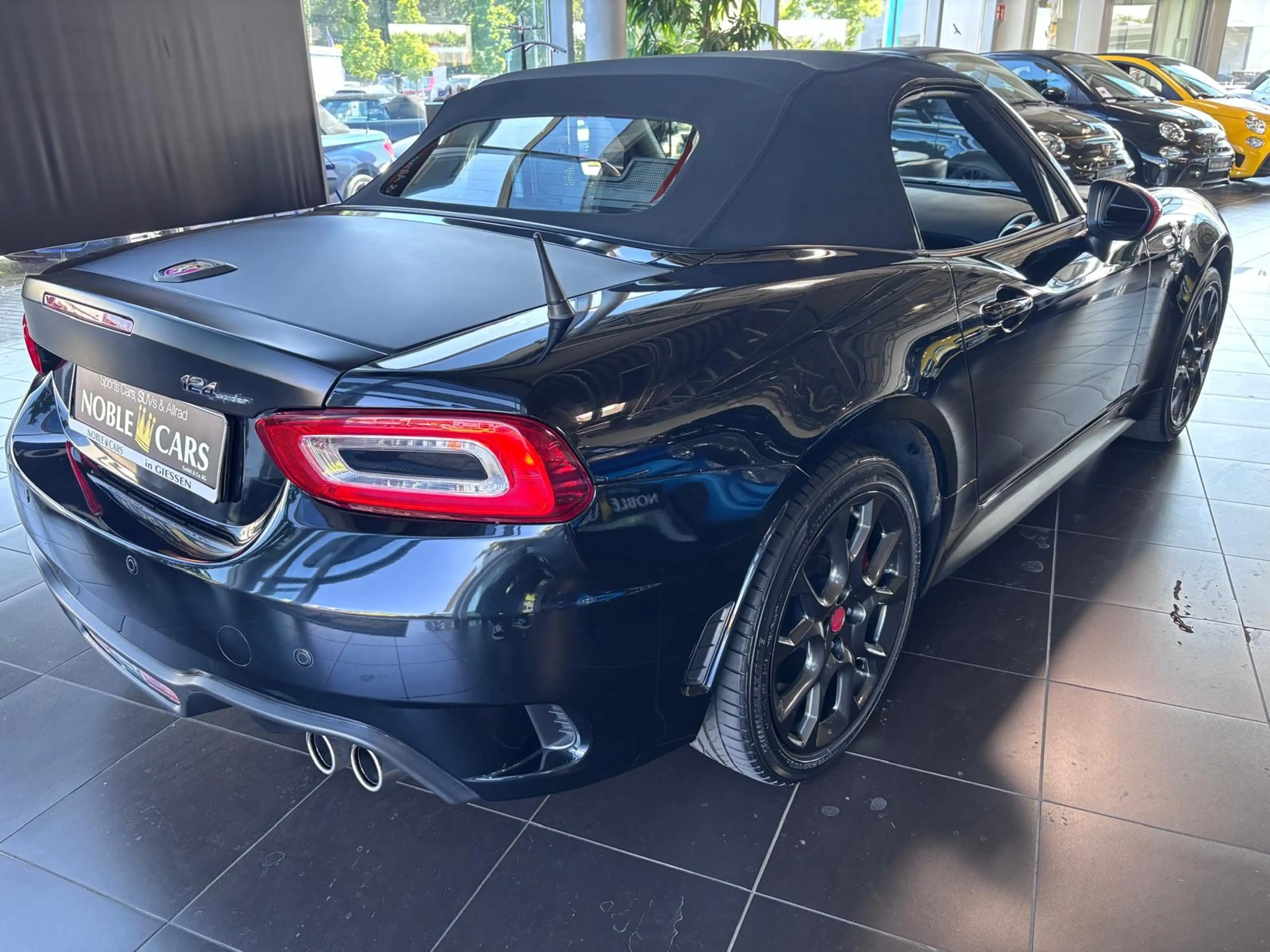 Abarth 124 Spider Navi BOSE LED LEDER ALU — photo 8