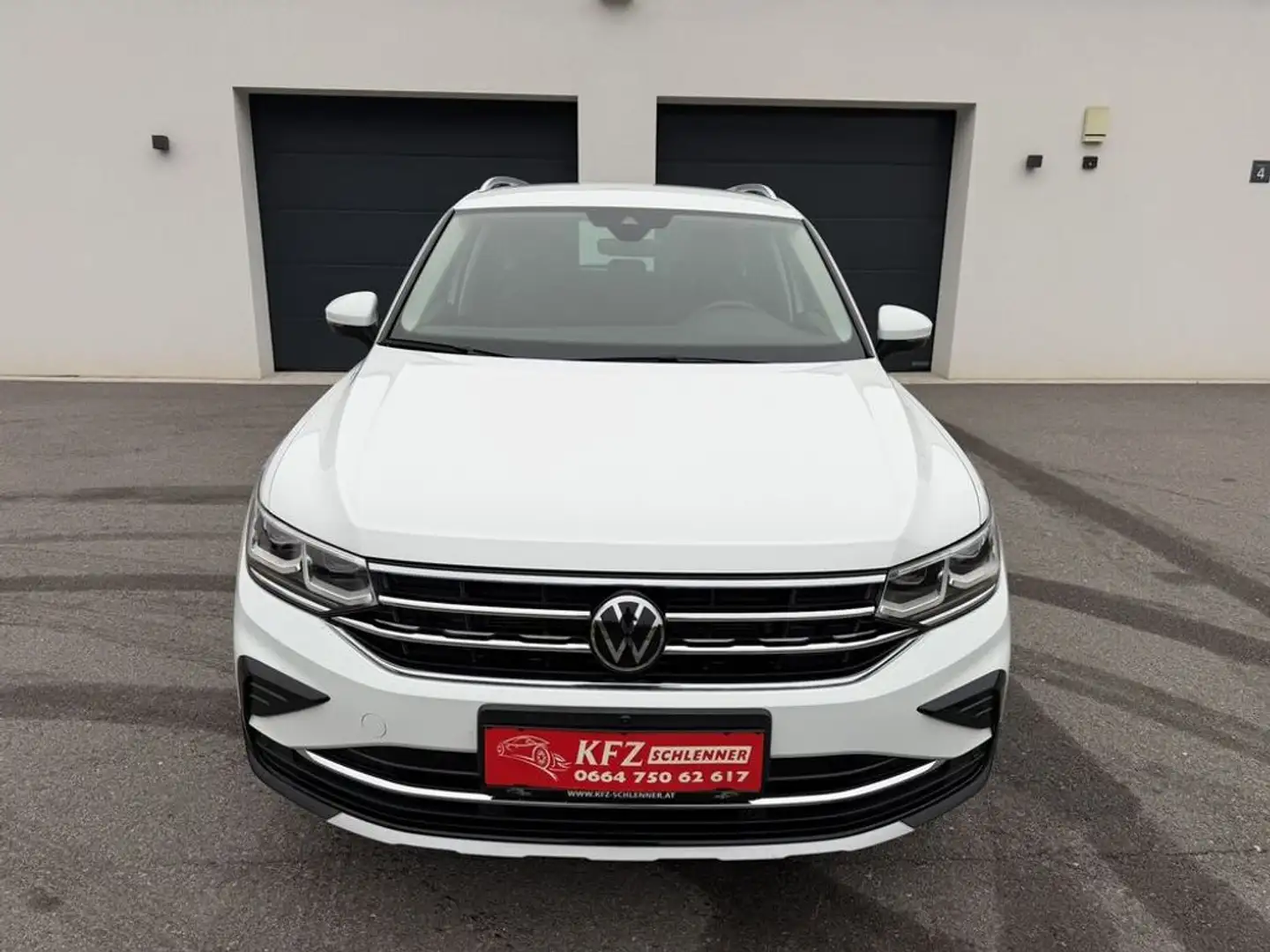 Volkswagen Tiguan Elegance 4Motion DSG/AHK/Matrix/Virtual Weiß - 2