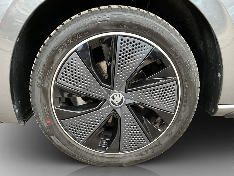 Skoda Scala Monte-Carlo+BVM+LED+Navi — photo 8