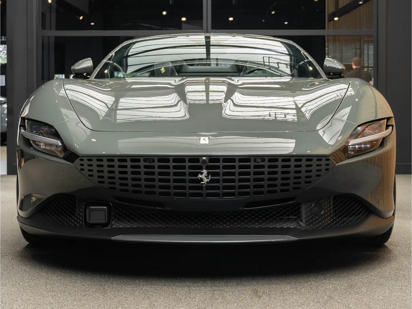 Ferrari Roma Spider Historic Colour Carbon 3.9 V8 Alcantara Ven Gris - 2