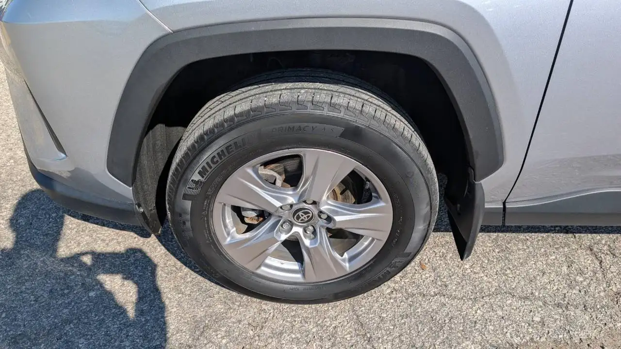 Toyota RAV 4 снимка Toyota RAV 4