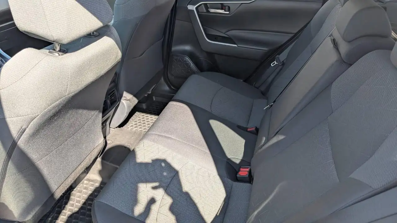Toyota RAV 4 снимка Toyota RAV 4