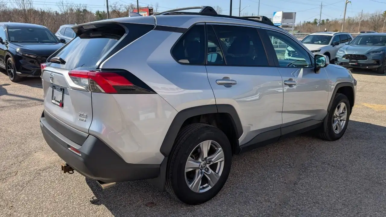 Toyota RAV 4 снимка Toyota RAV 4