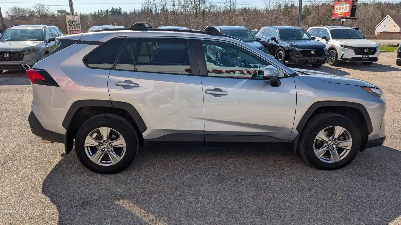 Toyota RAV 4 снимка Toyota RAV 4
