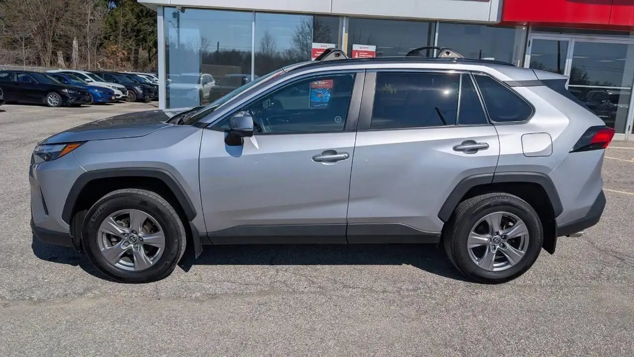 Toyota RAV 4 снимка Toyota RAV 4