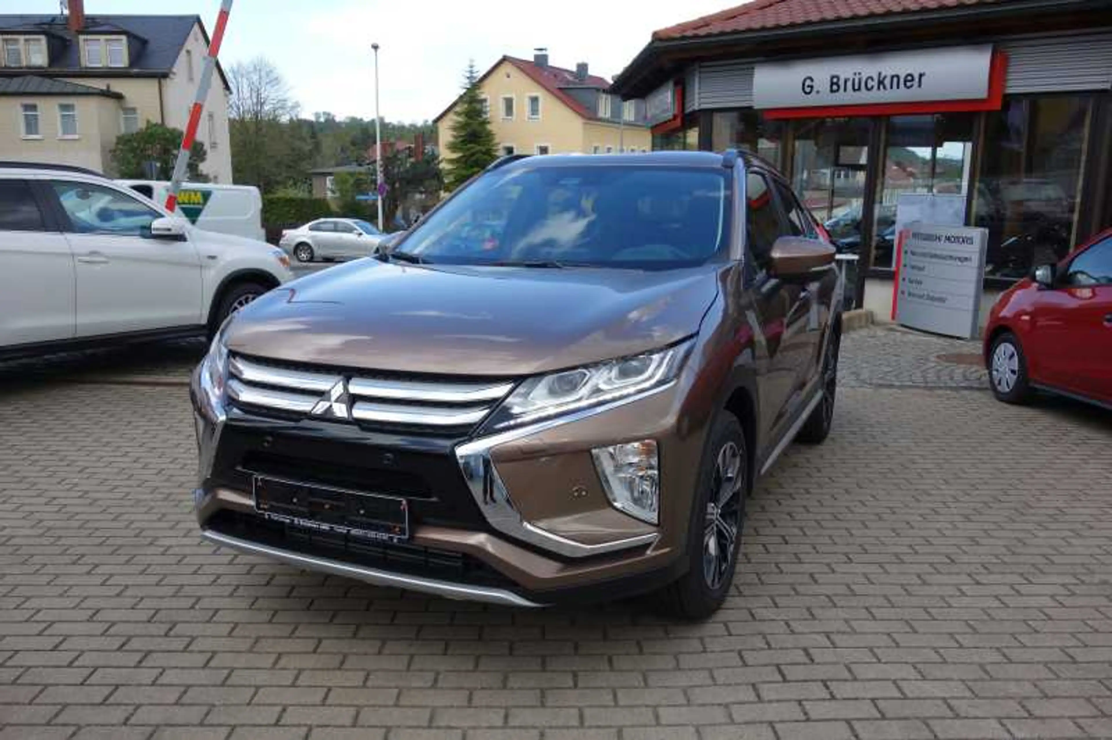 Mitsubishi Eclipse Cross Intro Edition 360°Kam,LED,AHK,Totwinkelassist. — photo 3