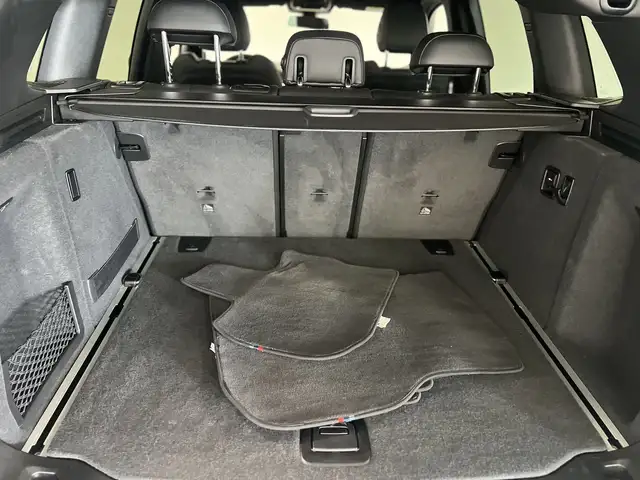 BMW X3 view 11