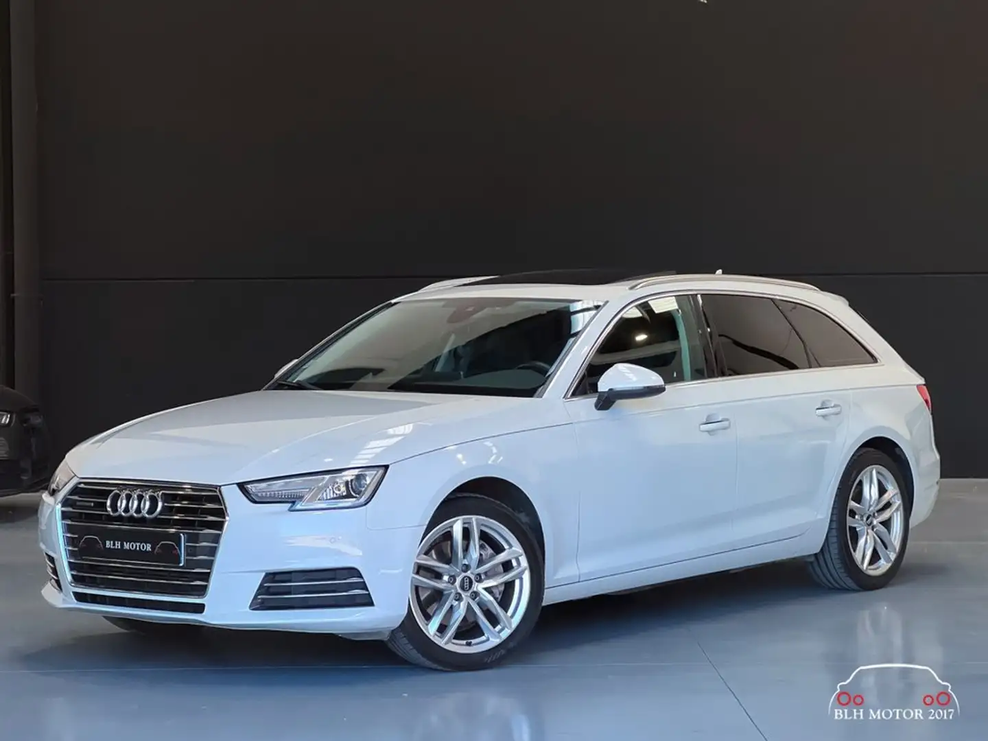 Audi A4 Avant 2.0 TDI 190CV quattro S tro design Wit - 1